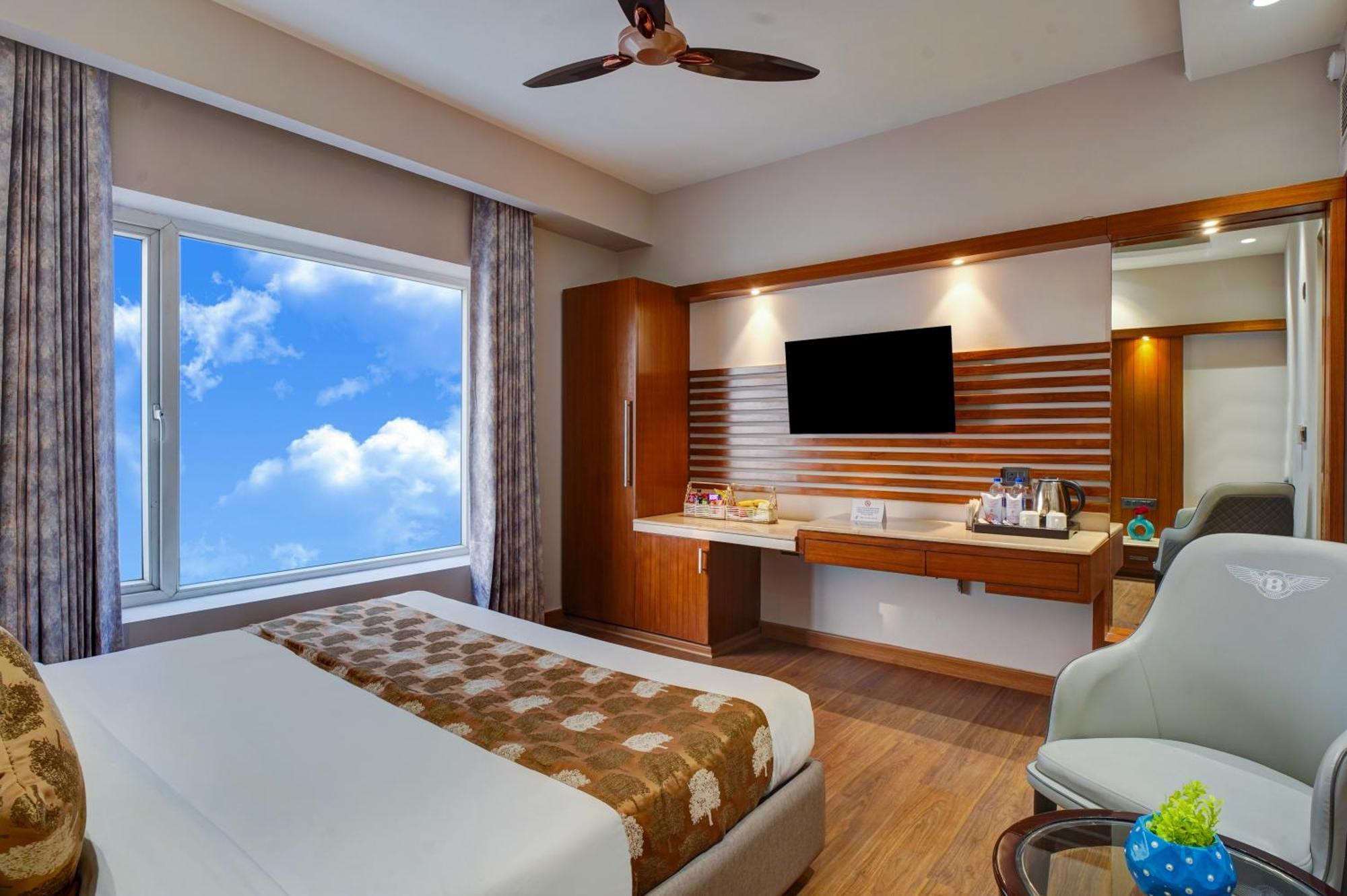 The Pearl, Center - Traveler's Choice Award Winner For 2025 New Delhi